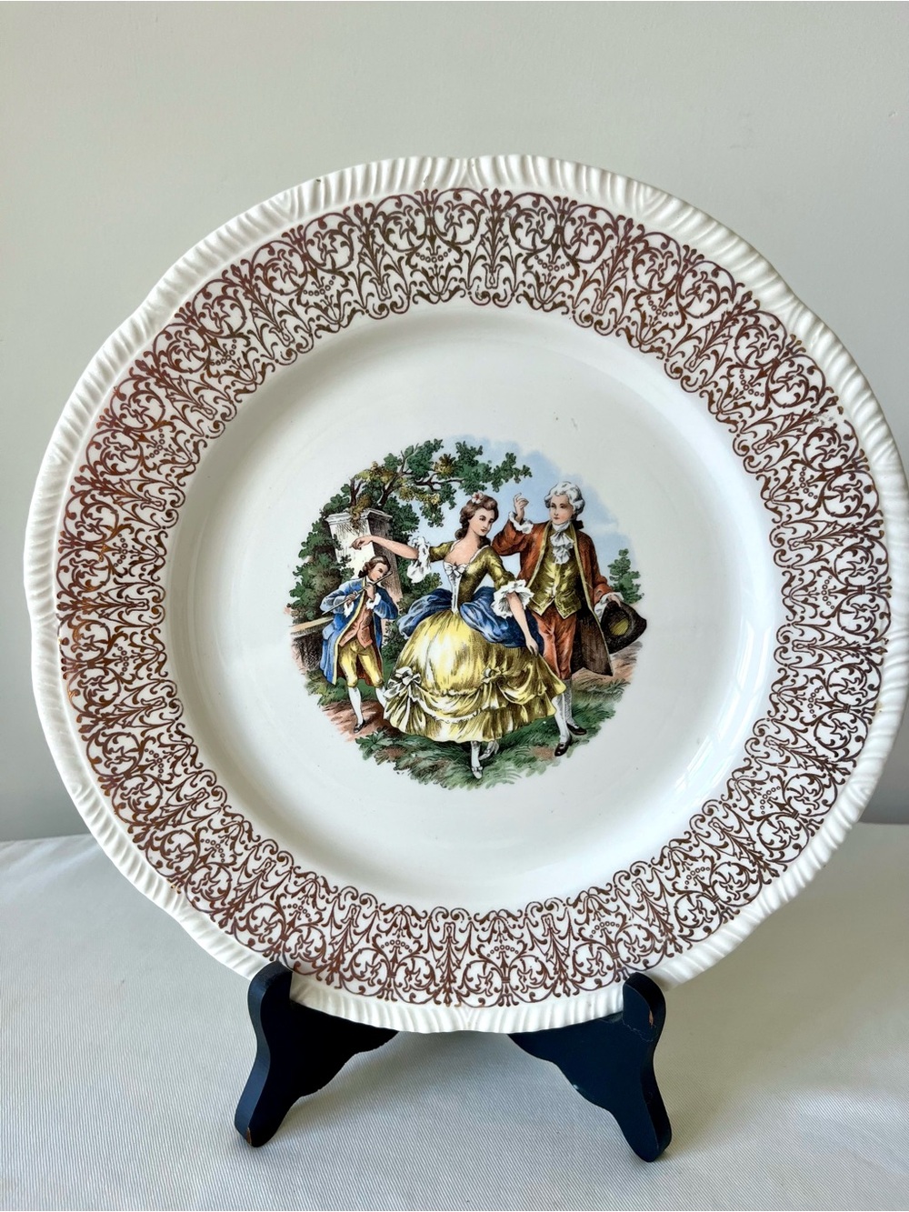 Vintage Homer Laughlin Decorative Dinner Plate